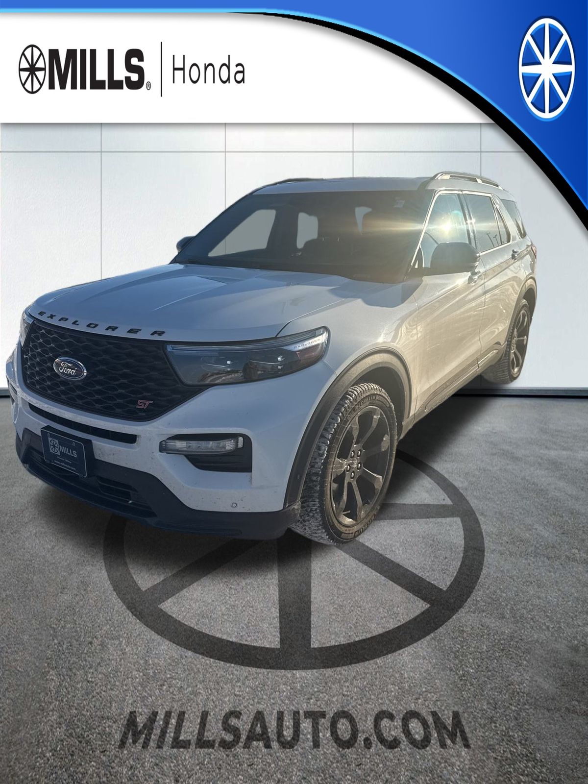 2020 Ford Explorer ST's photo