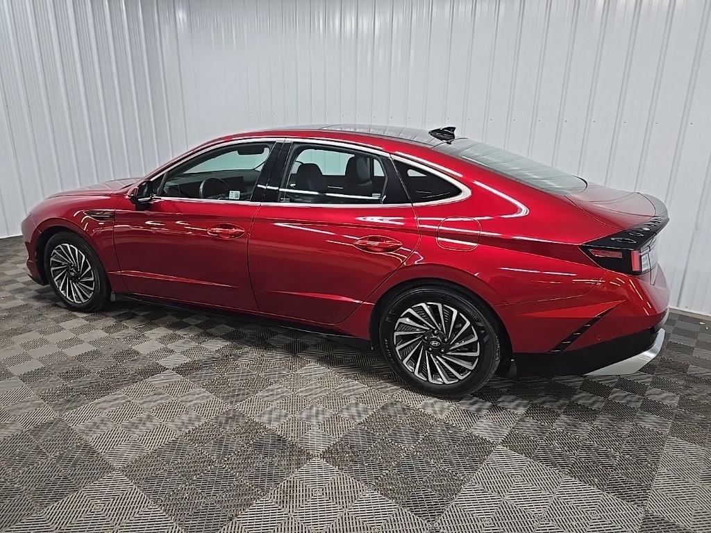 2024 Hyundai Sonata Hybrid Limited photo 4