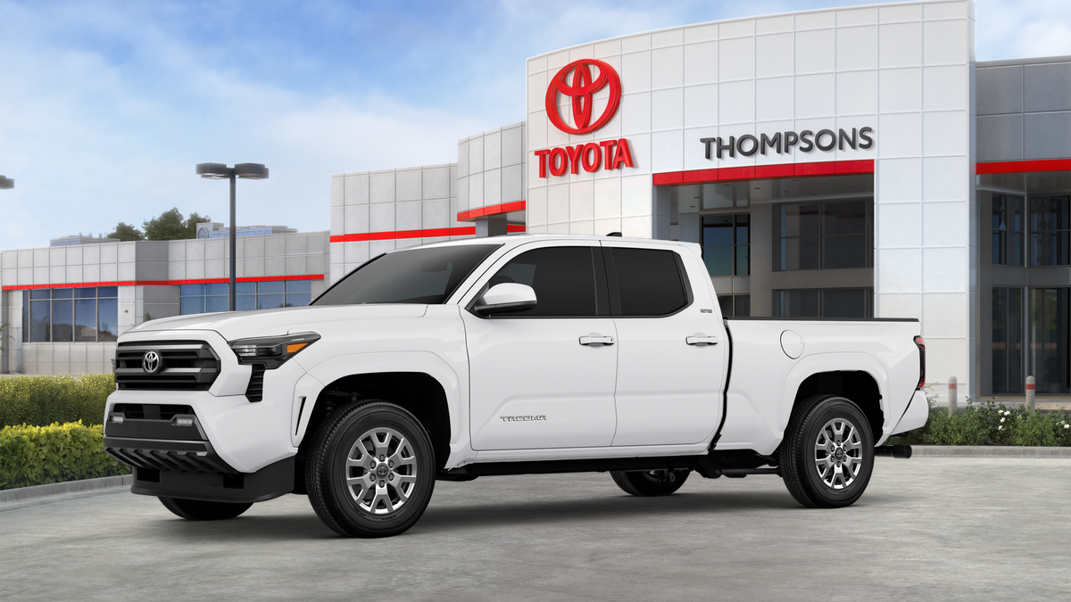 2025 Toyota Tacoma SR5 4x4 Double Cab photo 2