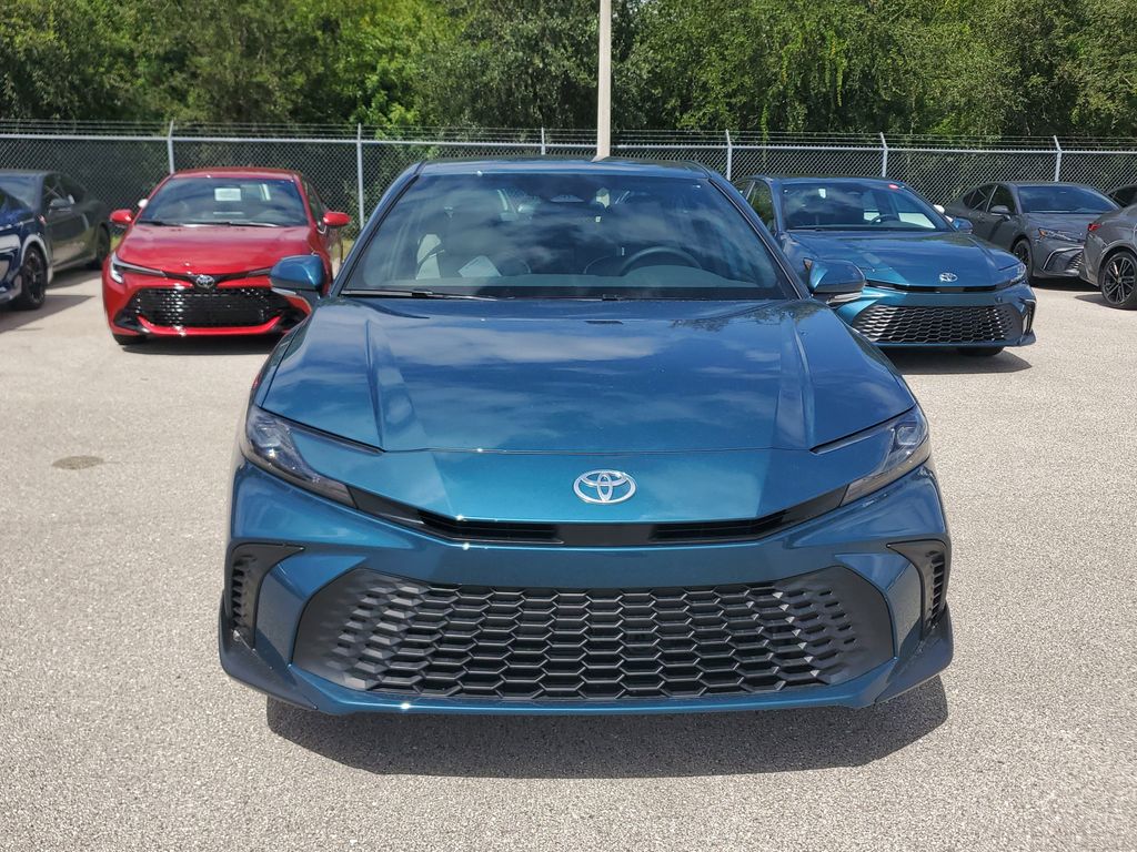 2026 Toyota Camry SE photo 2