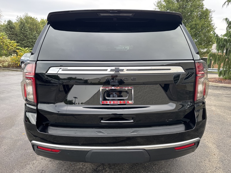 2022 Chevrolet Tahoe LT photo 3