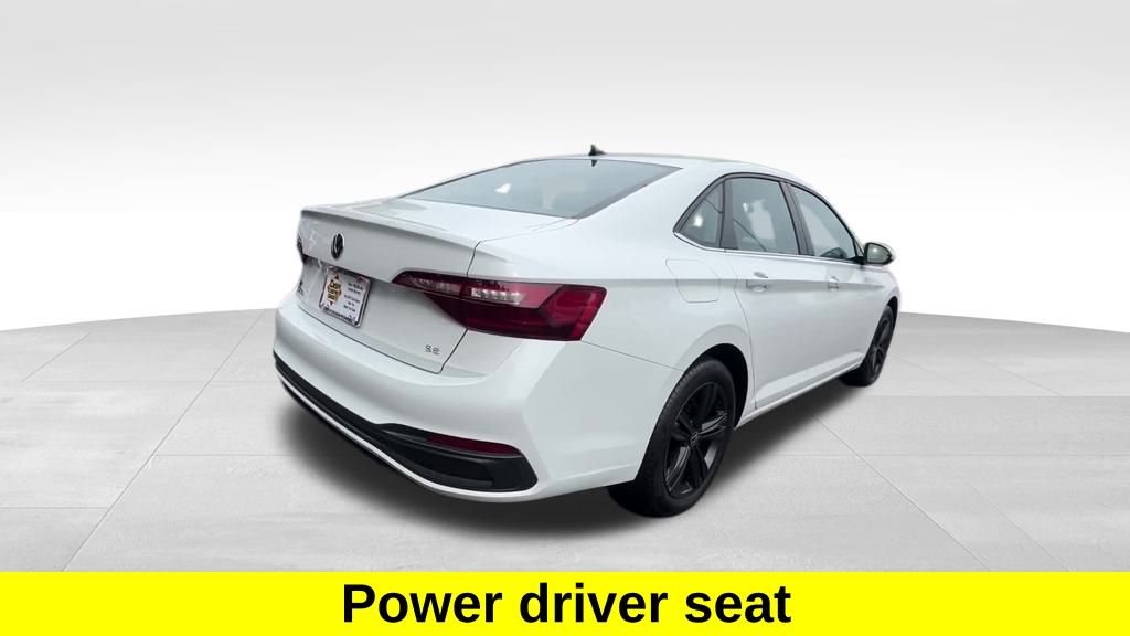 2024 Volkswagen Jetta 1.5T SE photo 11