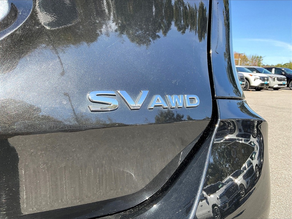 2019 Nissan Rogue SV photo 26
