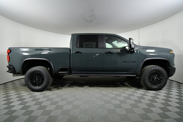 2026 Chevrolet Silverado 2500HD ZR2 photo 14