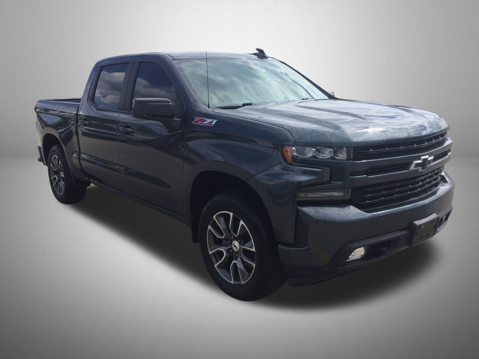 2019 Chevrolet Silverado 1500 RST photo 2