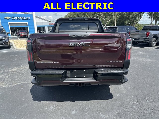 2025 Gmc Sierra EV Denali photo 5