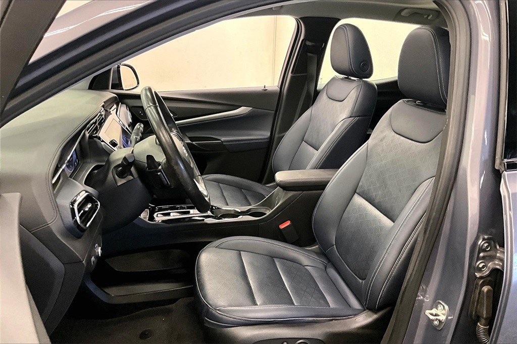 2022 Chevrolet Bolt EUV Premier photo 19