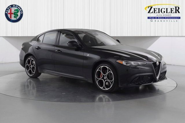 2024 Alfa Romeo Giulia Ti's photo
