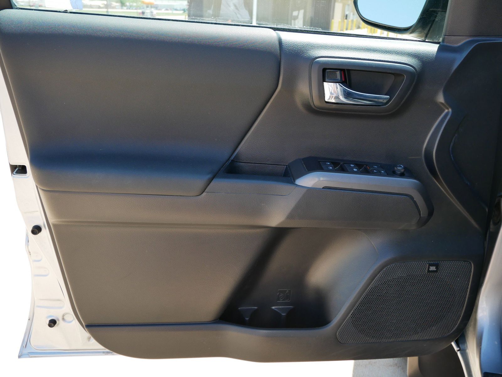 2023 Toyota Tacoma TRD Sport photo 12