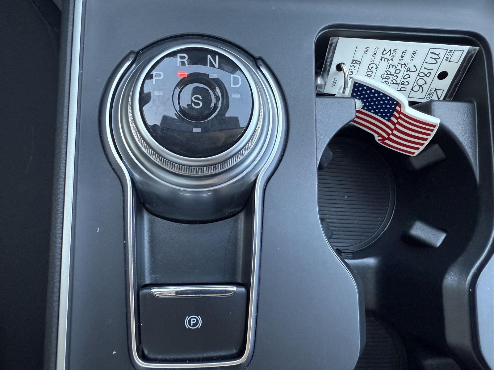 2024 Ford Edge SE photo 19