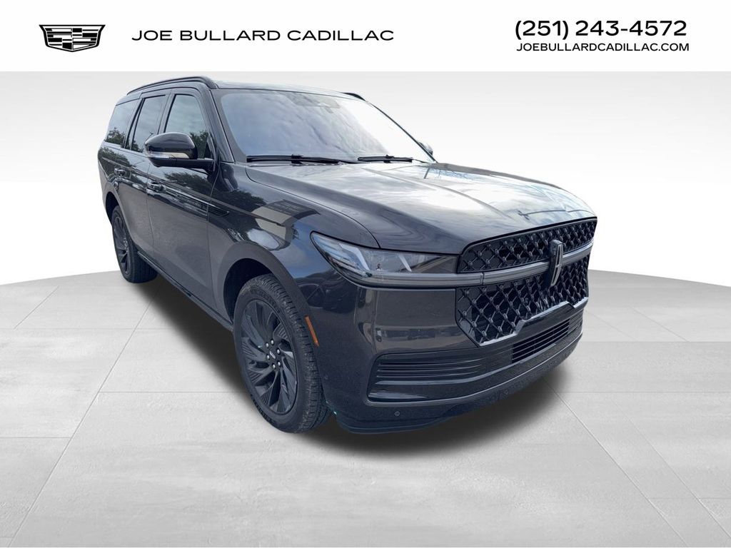 2025 Lincoln Navigator Reserve's photo