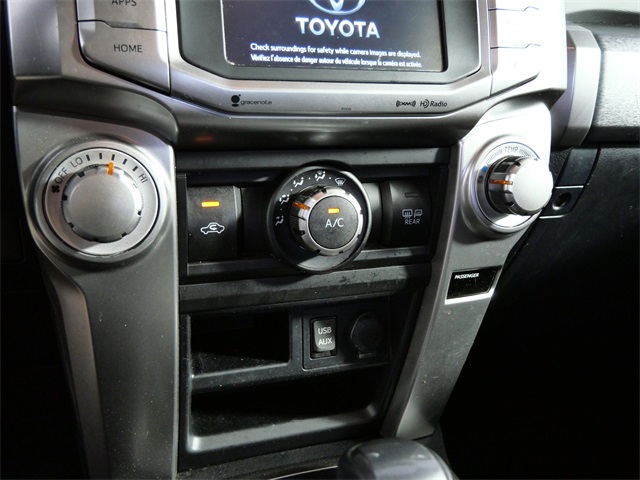 2018 Toyota 4Runner SR5 photo 17