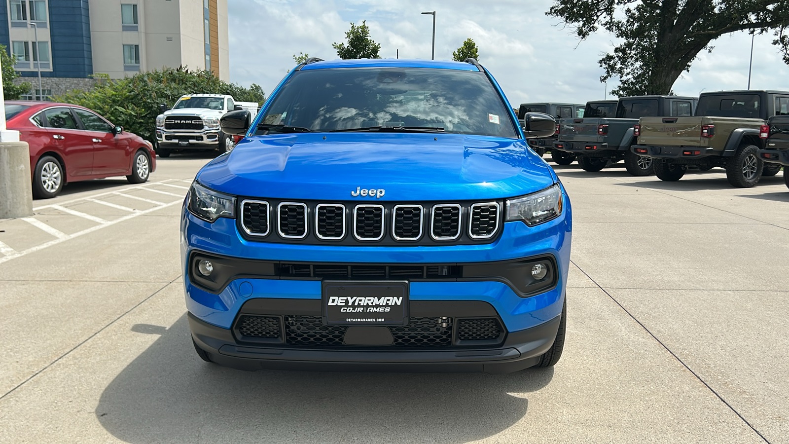 2025 Jeep Compass Latitude photo 7