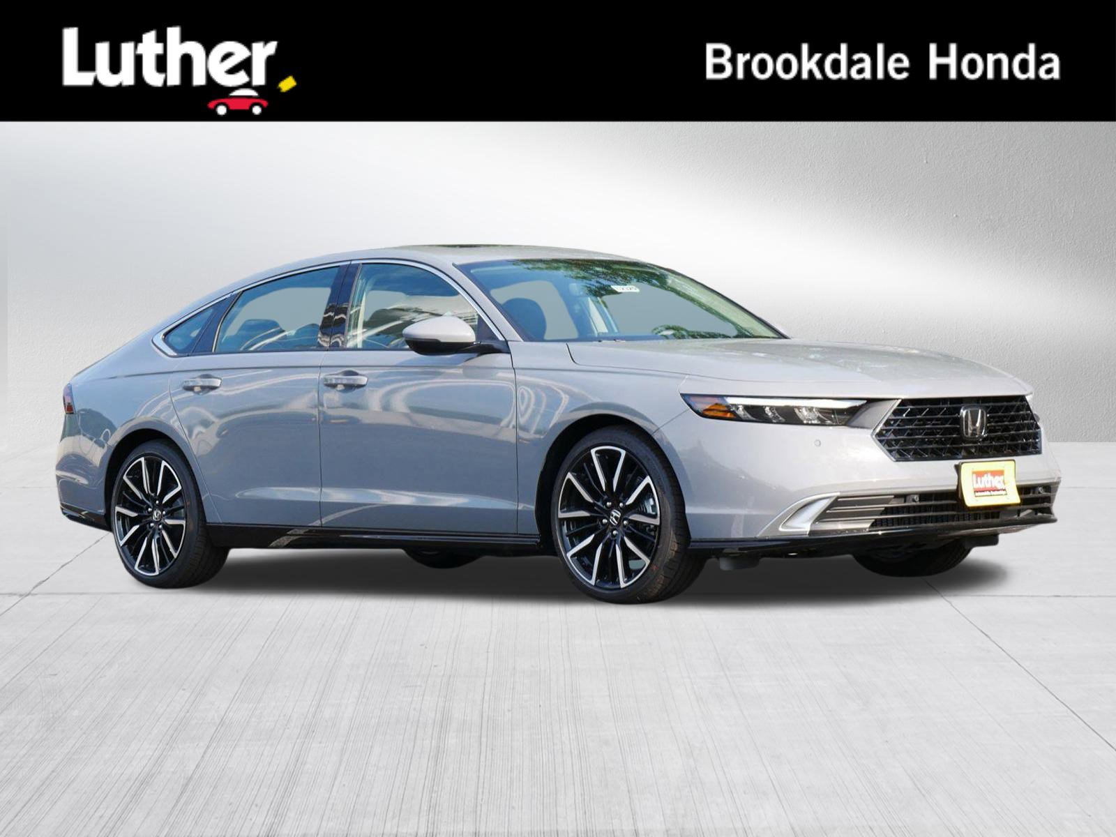 2025 Honda Accord Hybrid Touring's photo