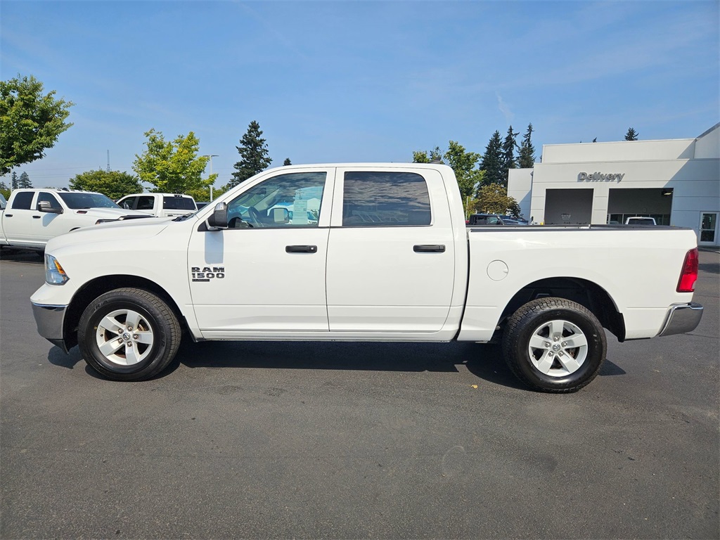 2023 Ram 1500 Classic SLT photo 3