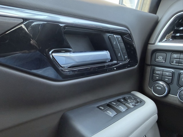 2025 Chevrolet Tahoe Z71 photo 23