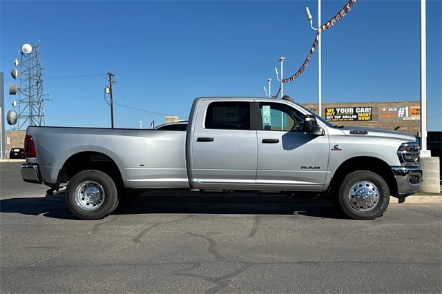2026 Ram 3500 Big Horn photo 2