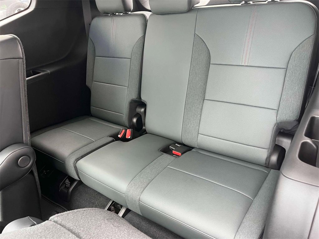 2026 Gmc Acadia AT4 photo 14