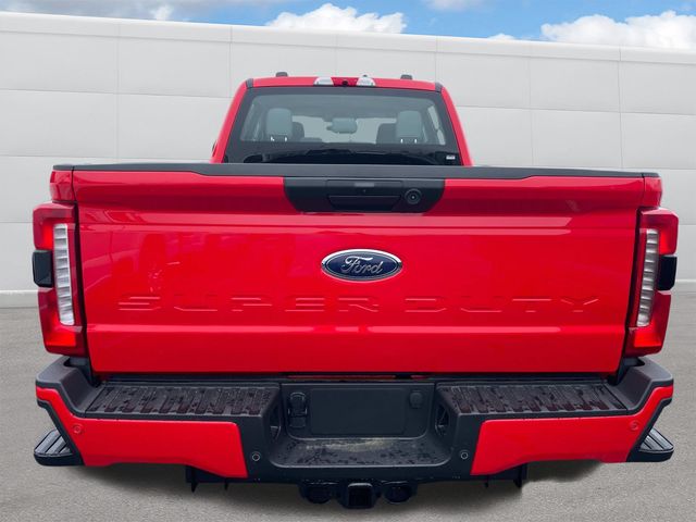 2025 Ford F-350 XL photo 3