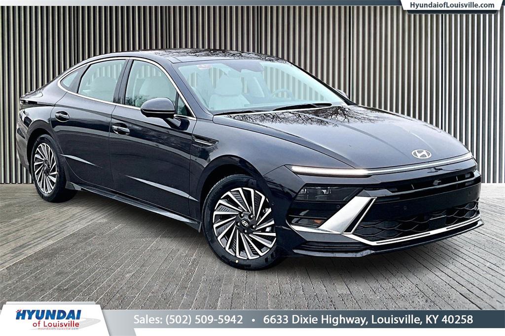 2026 Hyundai Sonata Hybrid Limited's photo
