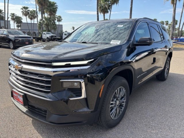 2026 Chevrolet Traverse photo 3