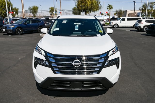 2026 Nissan Rogue SV photo 2