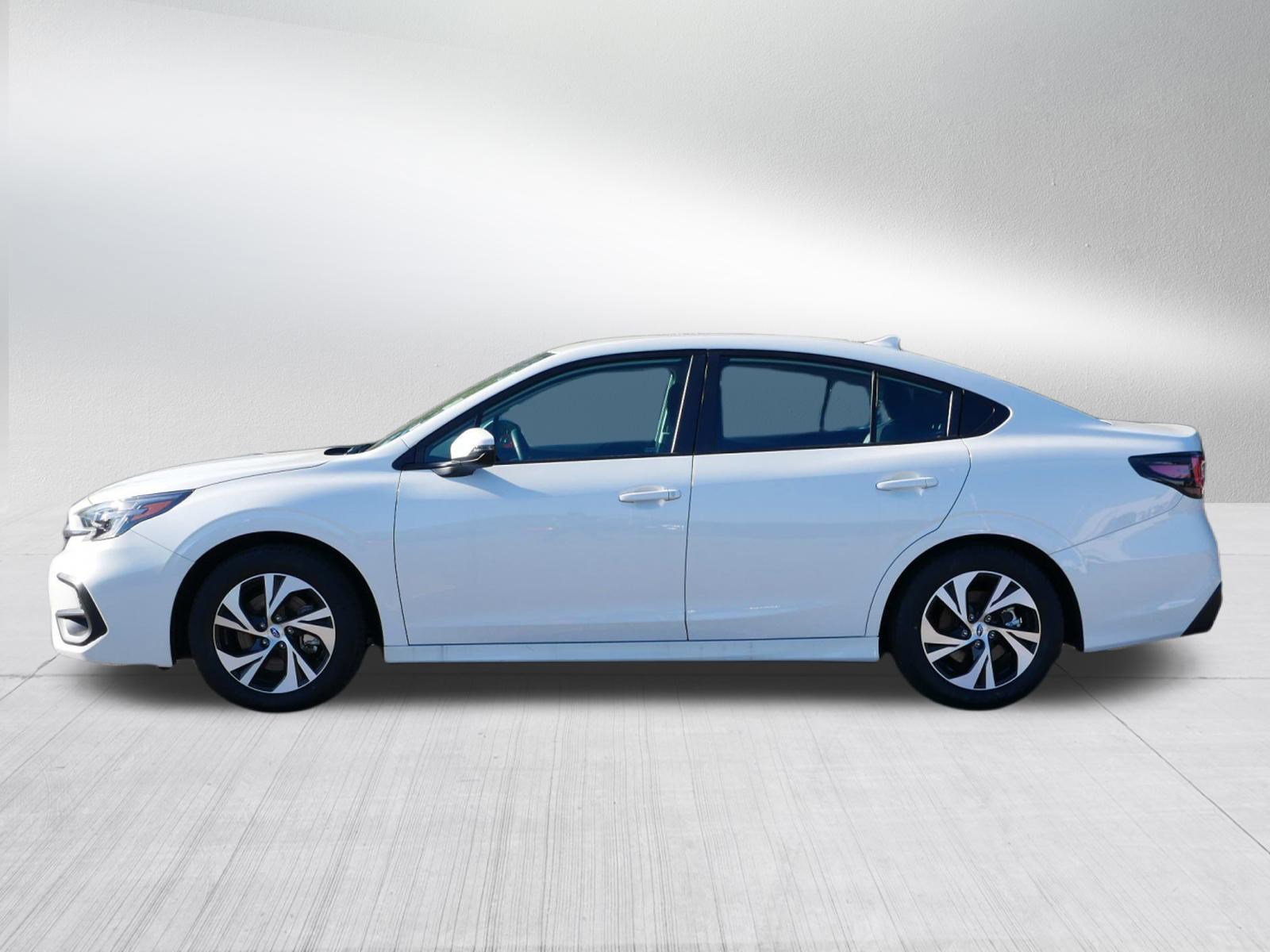 2025 Subaru Legacy Premium photo 4