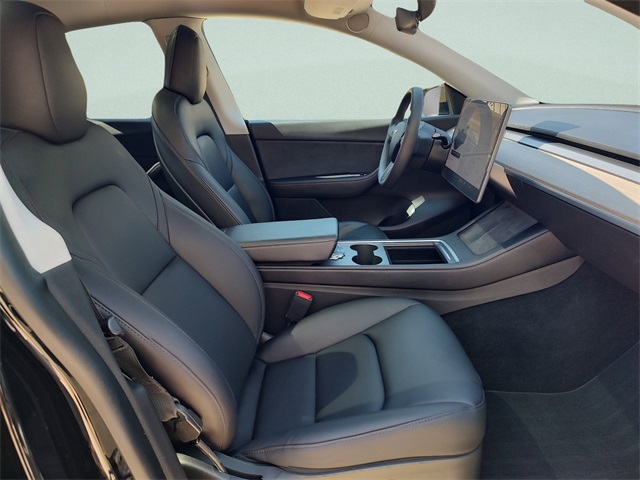 2022 Tesla Model Y Long Range photo 24