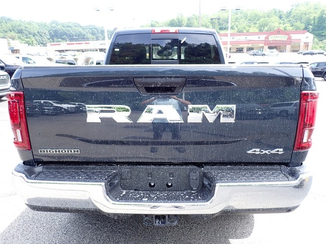 2025 Ram 2500 Big Horn photo 4