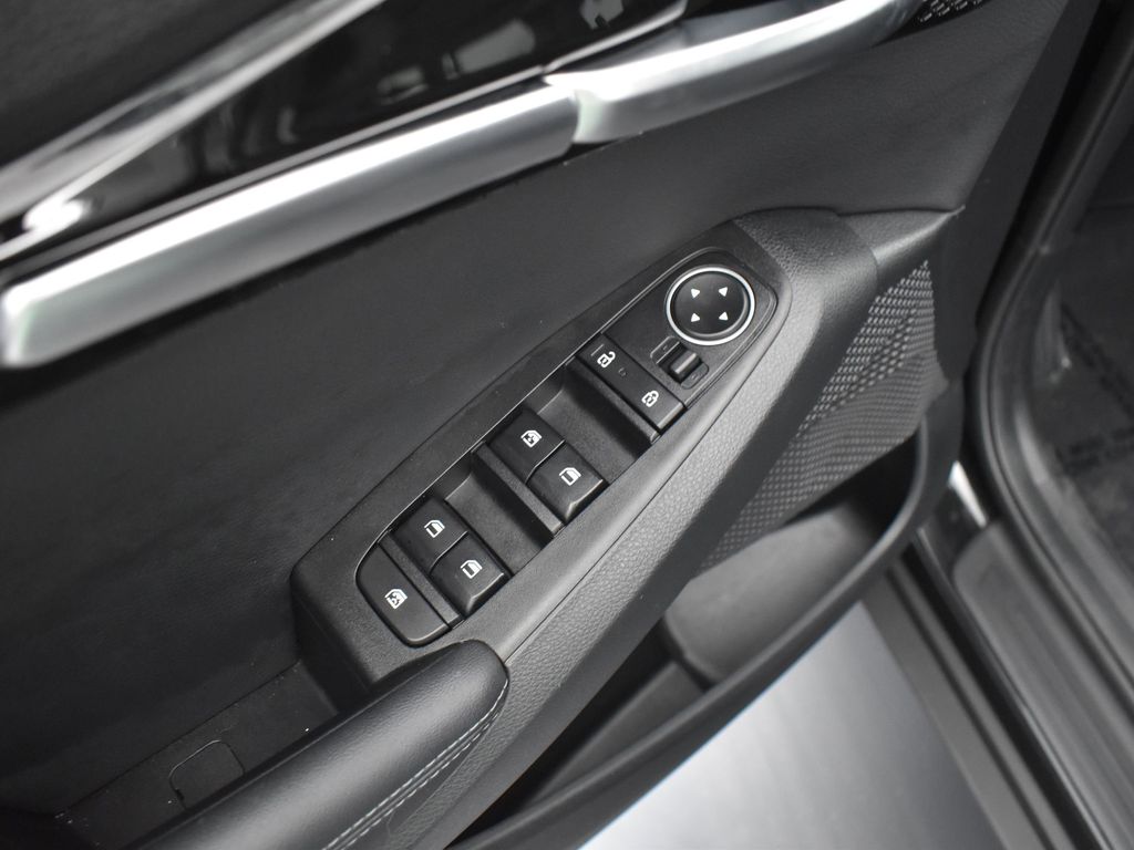 2025 Kia Seltos EX photo 4