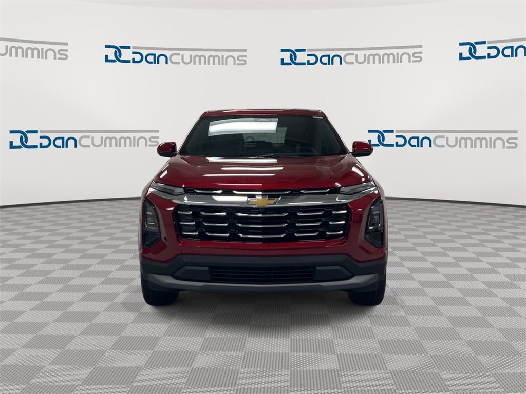 2025 Chevrolet Equinox LT photo 3