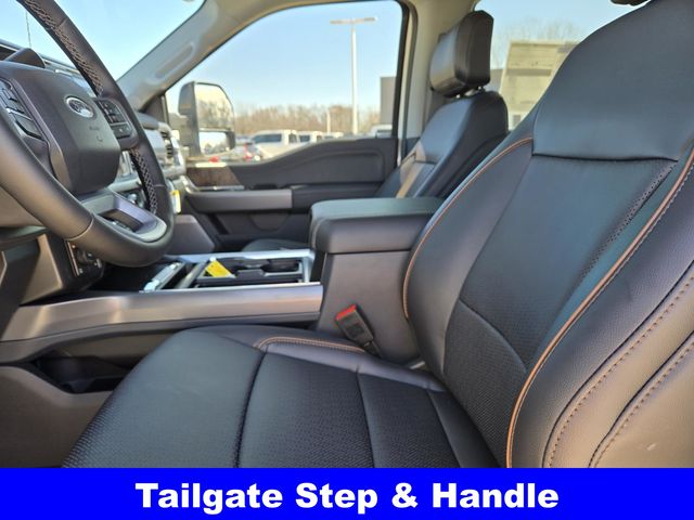 2025 Ford F-250 Lariat photo 22