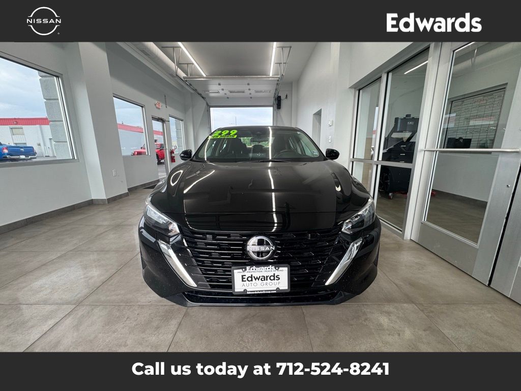 2024 Nissan Sentra SV photo 5