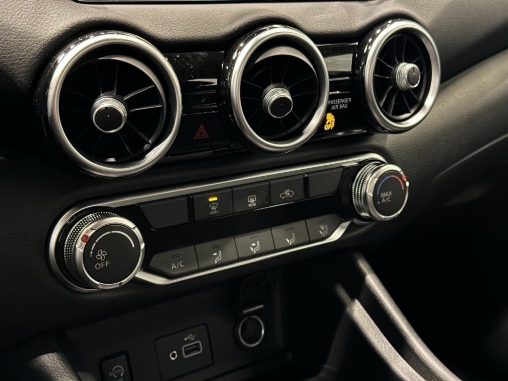 2025 Nissan Sentra S photo 12