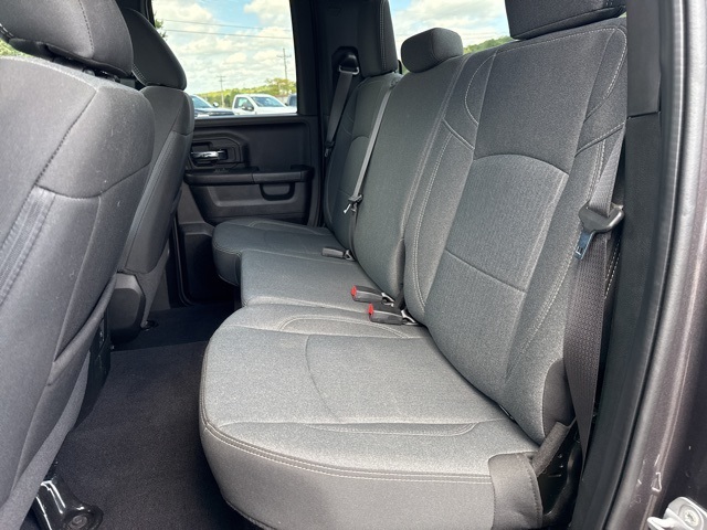 2022 Ram 1500 Classic Warlock photo 12