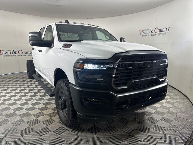 2025 Ram 3500 Tradesman photo 3