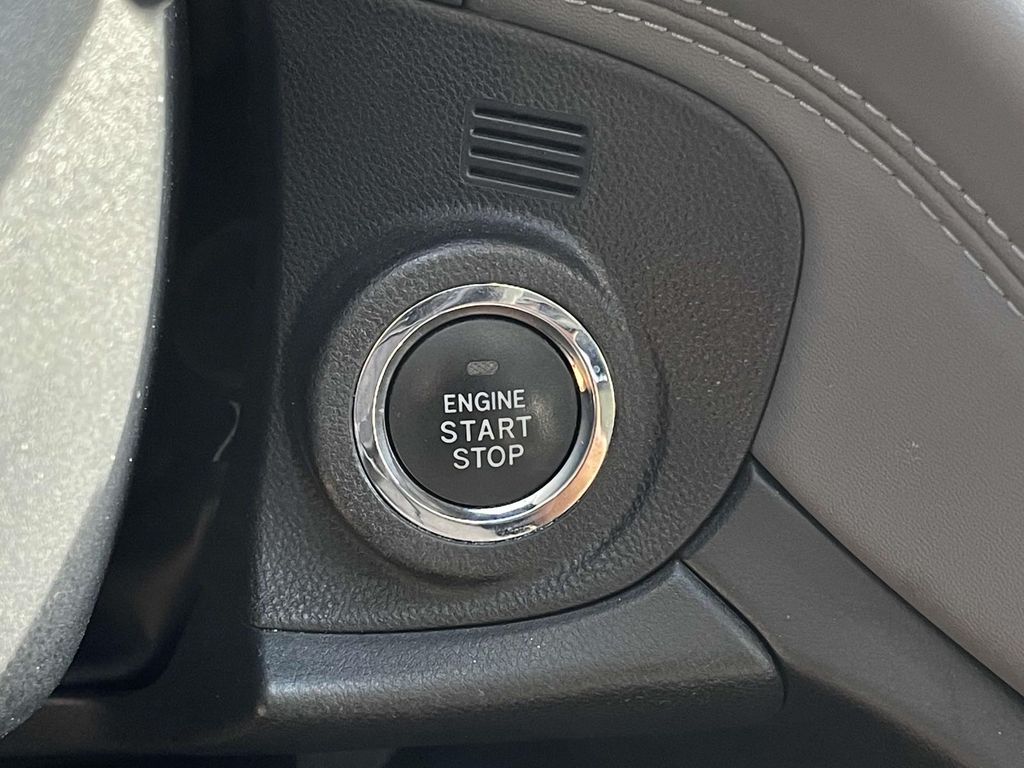 2023 Subaru Outback Onyx Edition XT photo 16