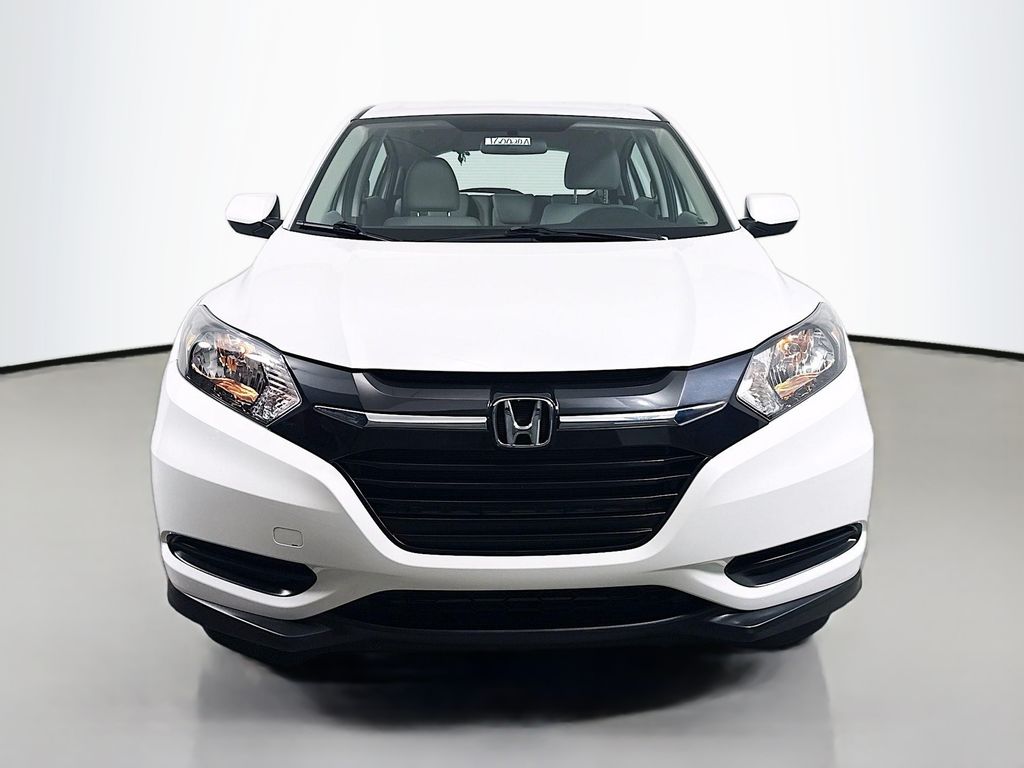 2016 Honda HR-V LX photo 2