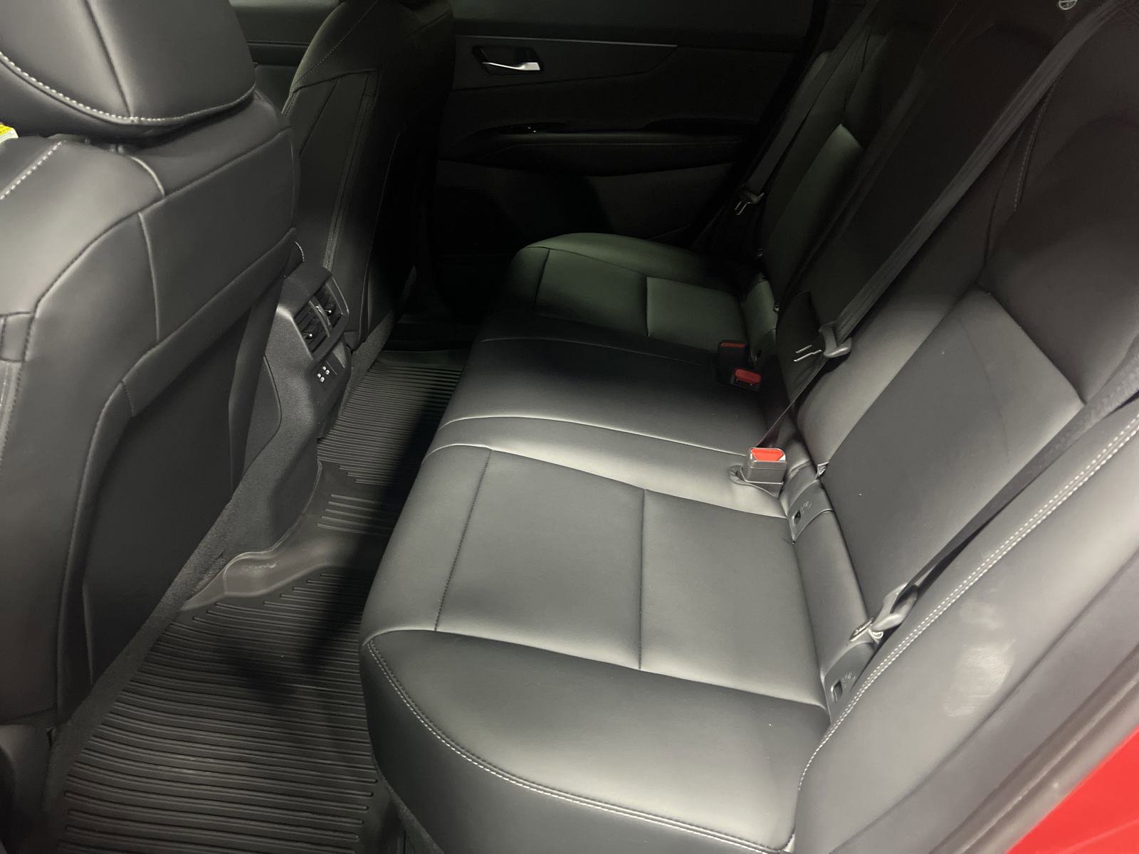 2025 Nissan Murano SV photo 16