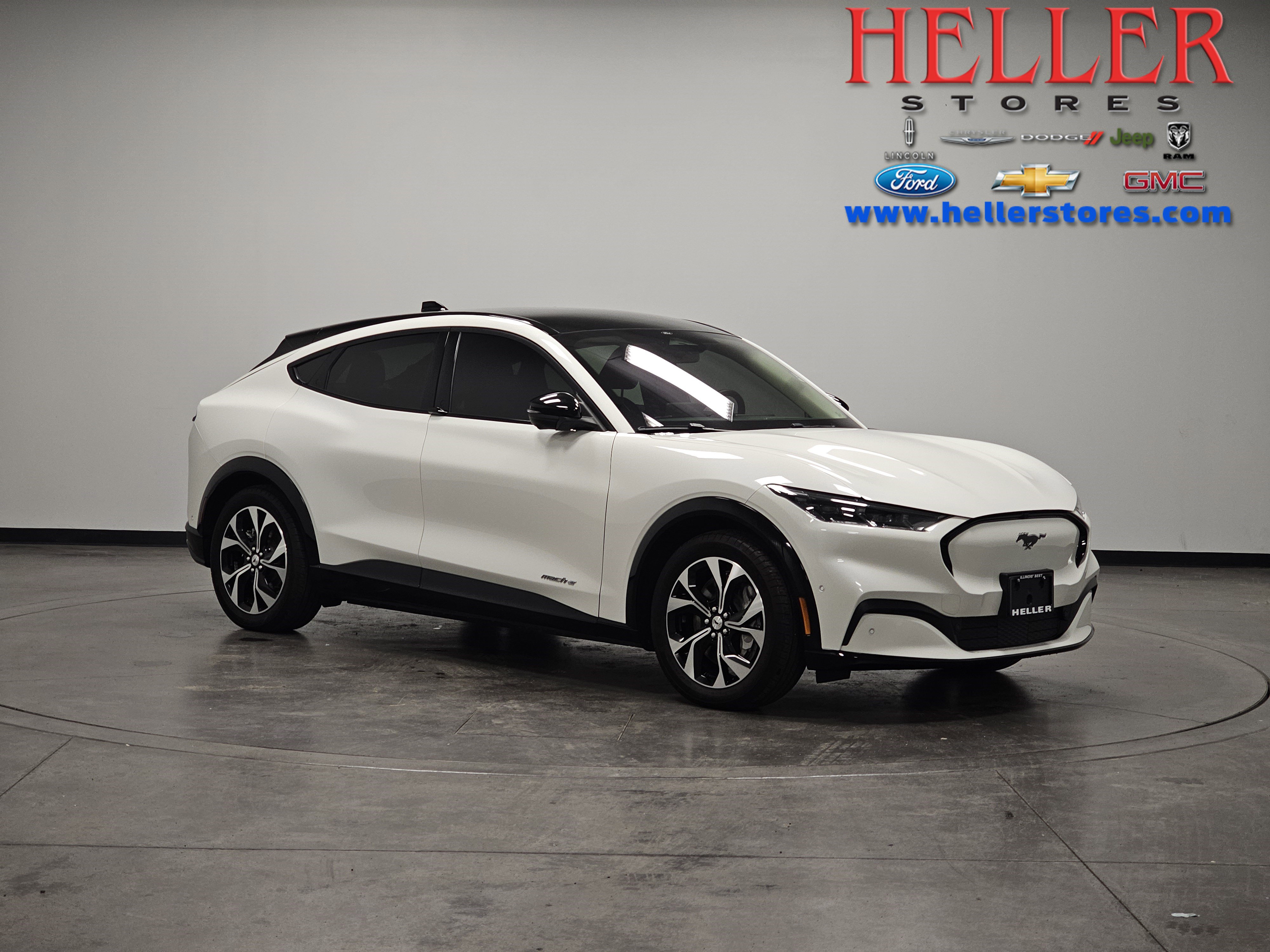 2022 Ford Mustang Mach-E Premium RWD's photo