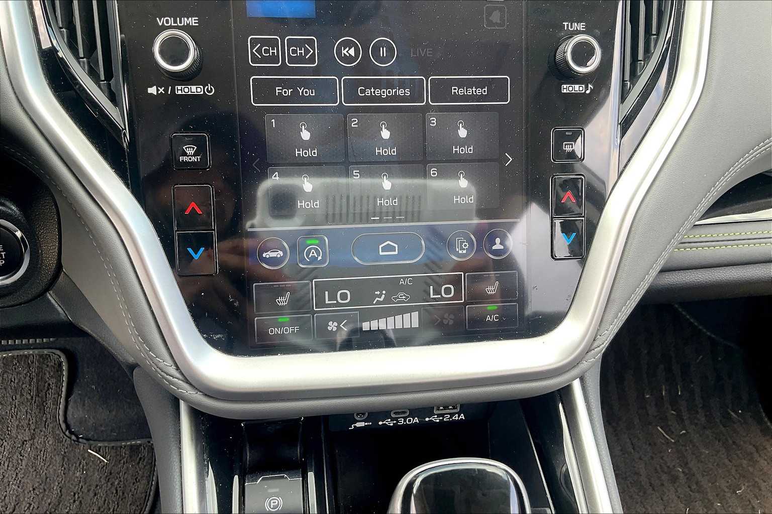 2024 Subaru Outback Onyx Edition photo 30
