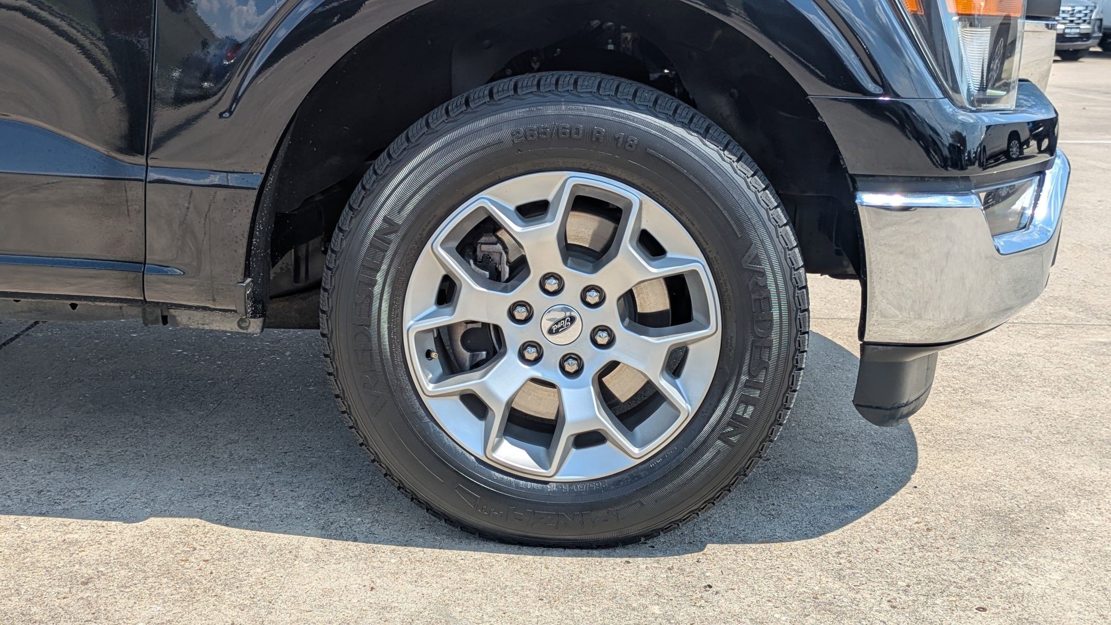 2023 Ford F-150 XLT photo 10