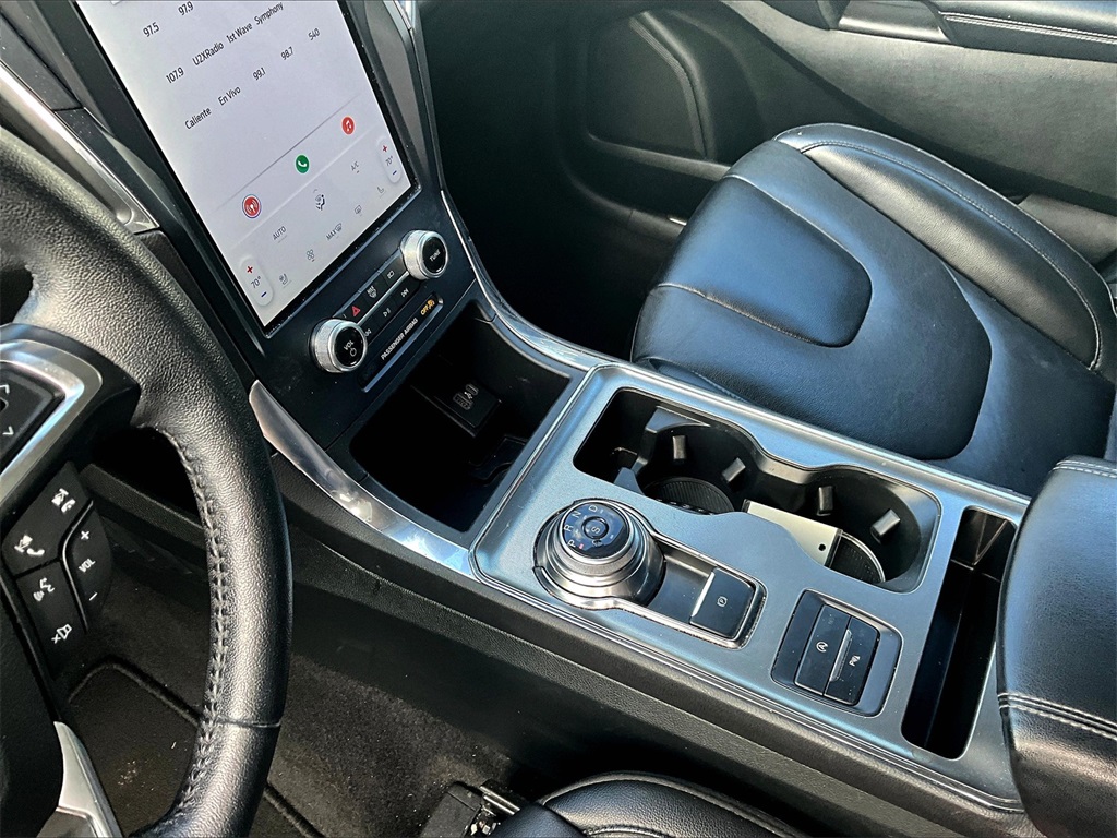 2022 Ford Edge Titanium photo 20