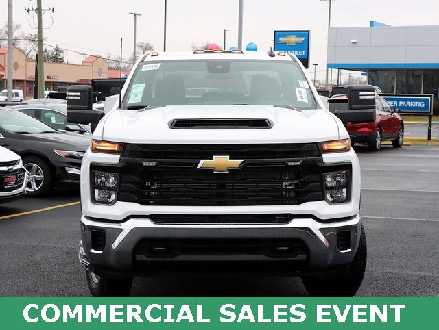 2025 Chevrolet Silverado 3500HD Work Truck photo 4