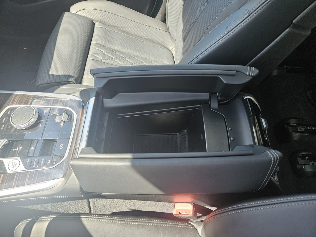 2025 Bmw X7 xDrive40i photo 32