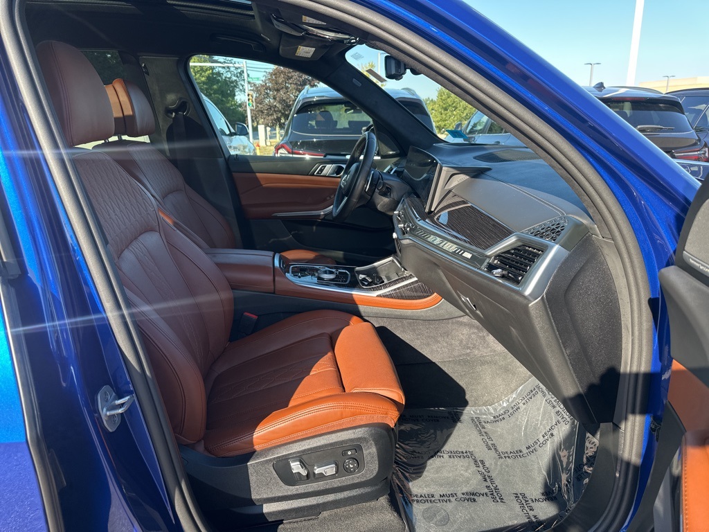 2025 Bmw X7 M60i photo 18