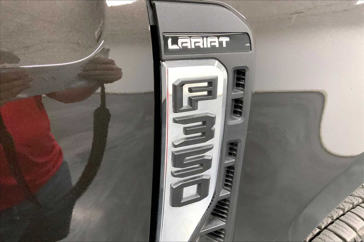 2024 Ford F-350 Lariat photo 9
