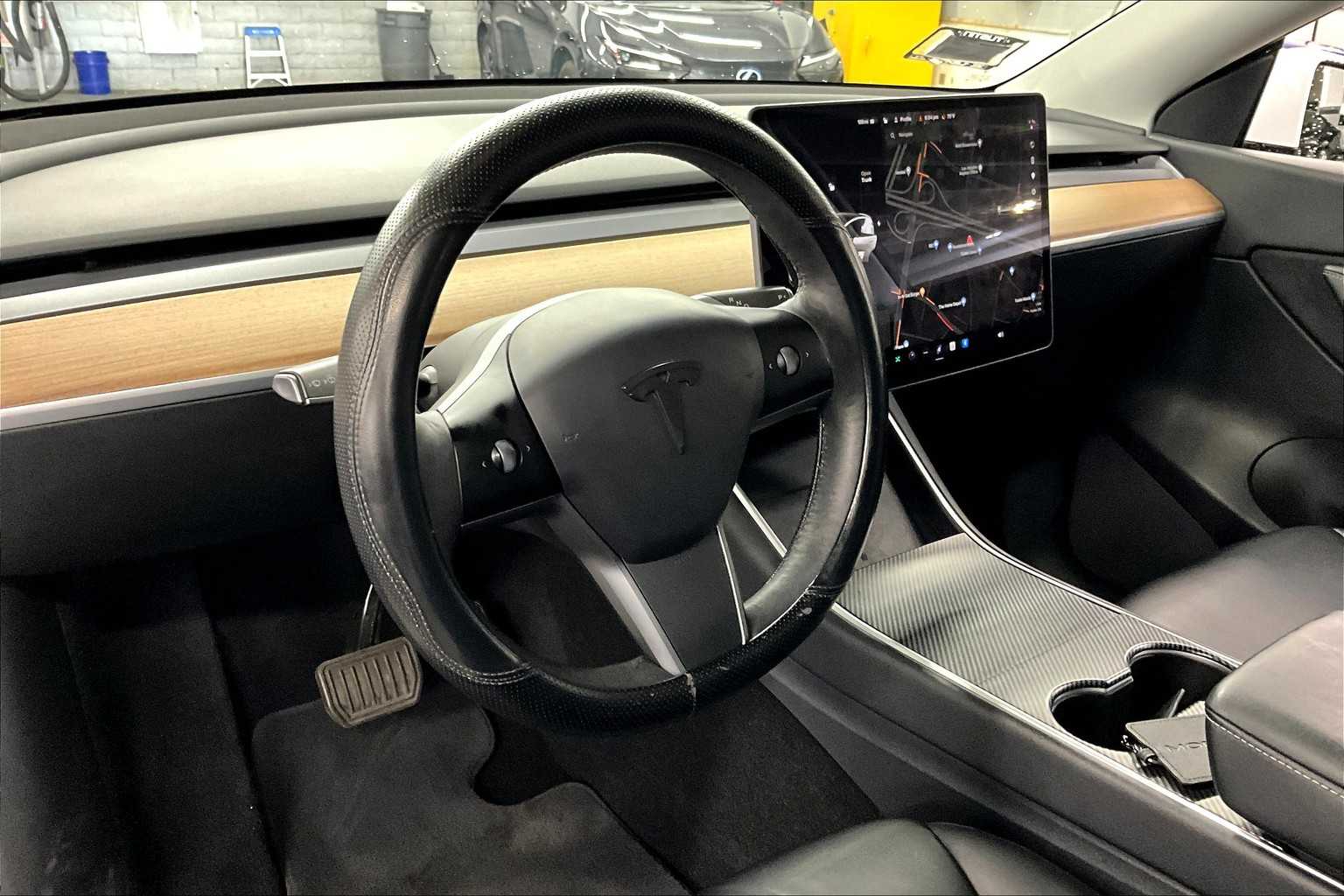 2021 Tesla Model Y Standard Range photo 12
