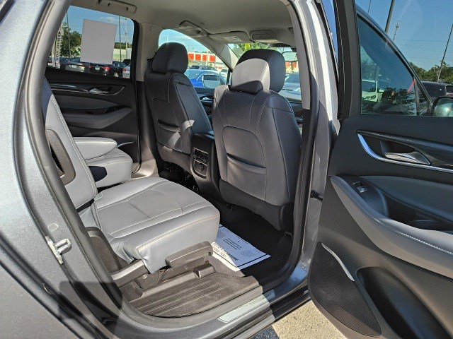 2019 Buick Enclave Essence photo 13