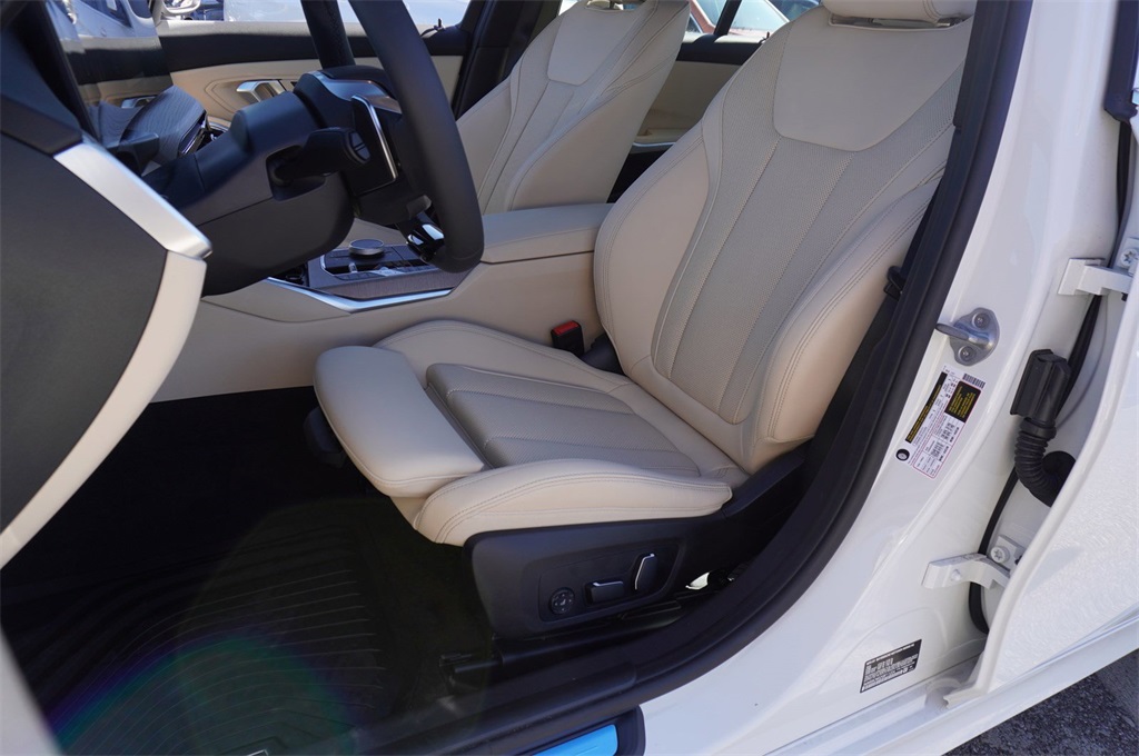 2025 Bmw 330i photo 15